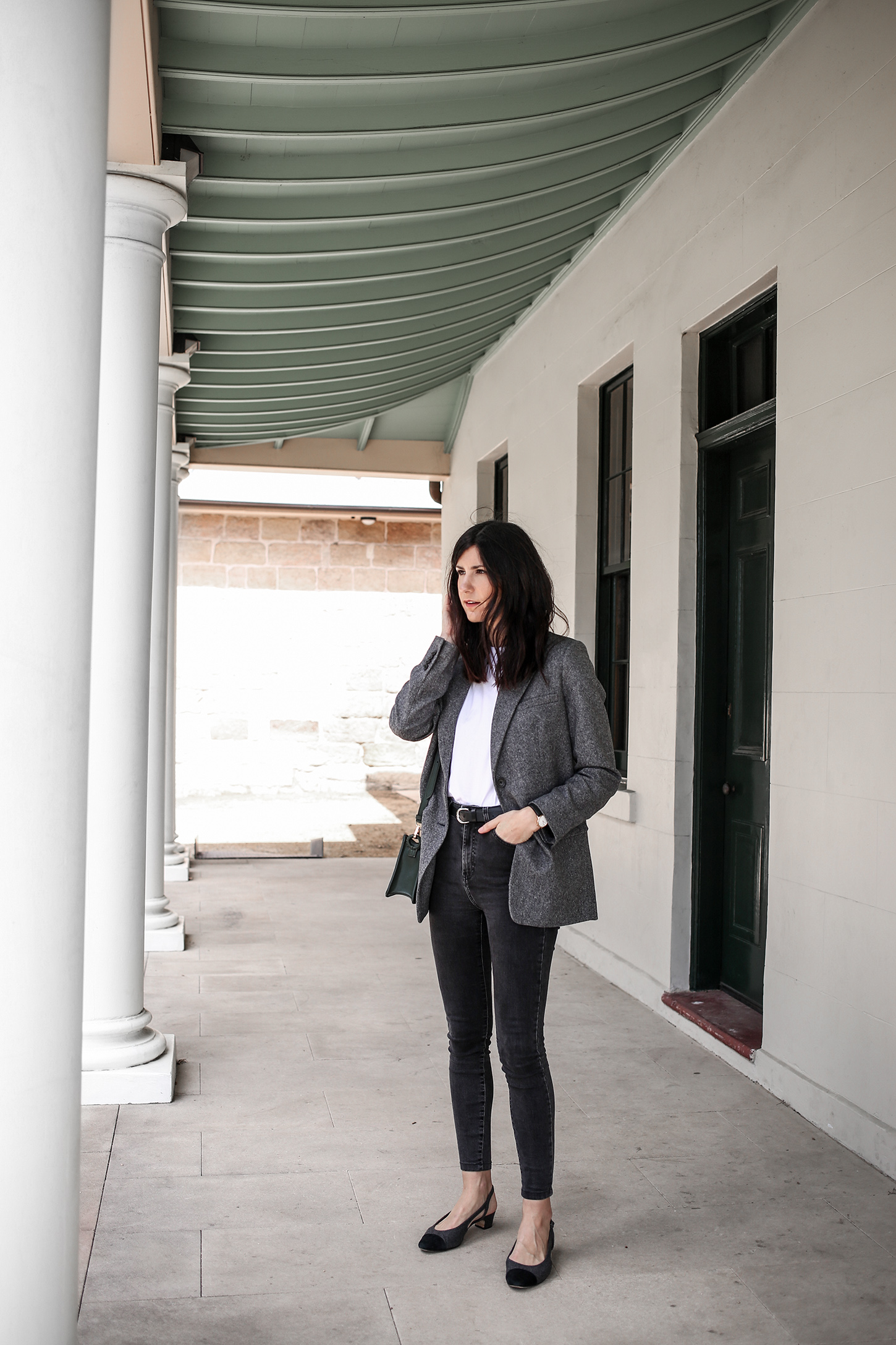 Outfit Wearing Everlane Wool Oversized Blazer and Skinny Jeans