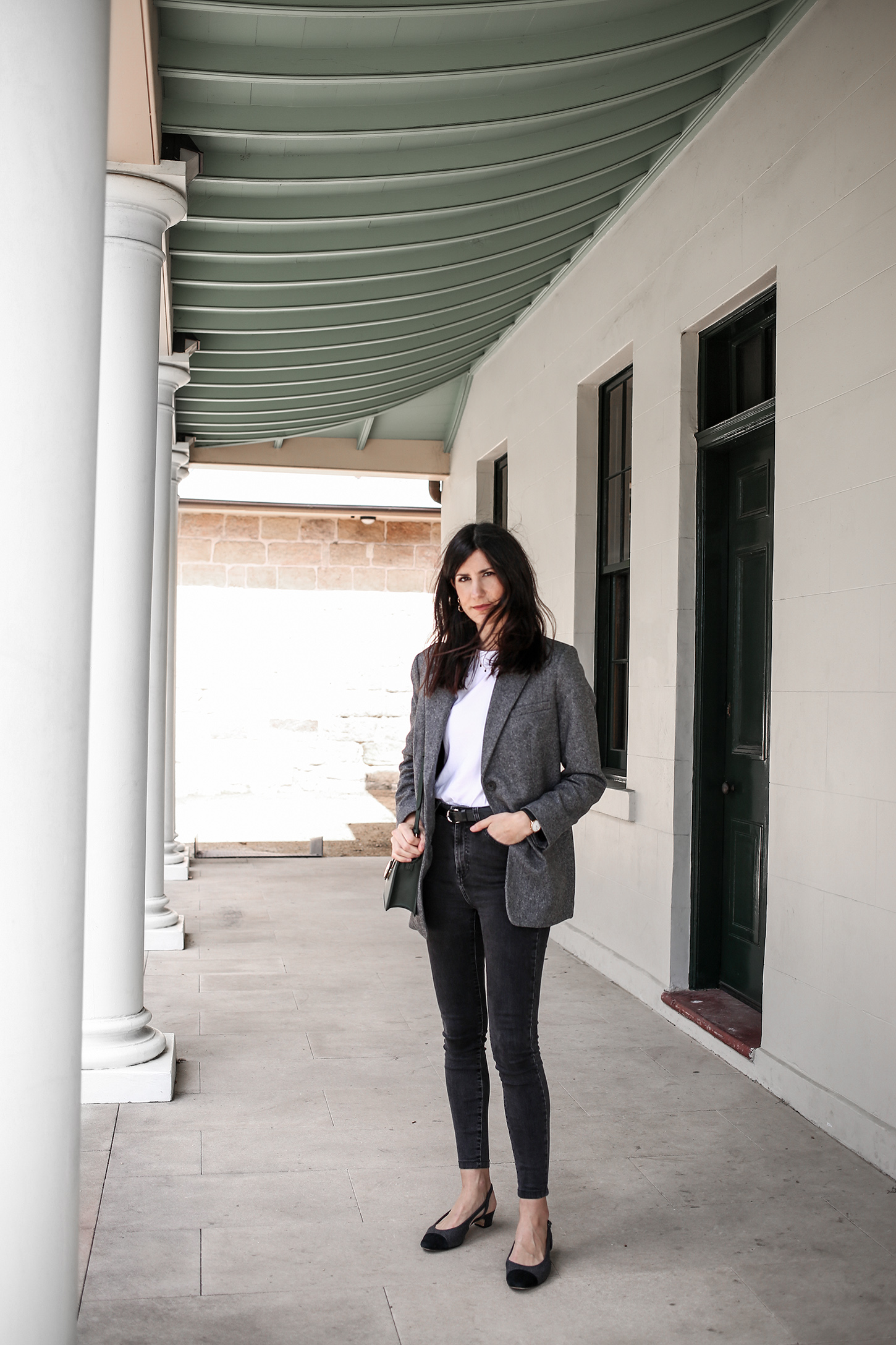 Outfit Wearing Everlane Wool Oversized Blazer and Skinny Jeans