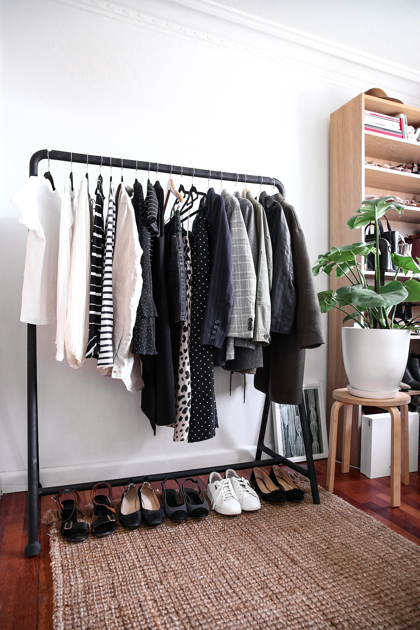 How to Responsibly Declutter your Wardrobe