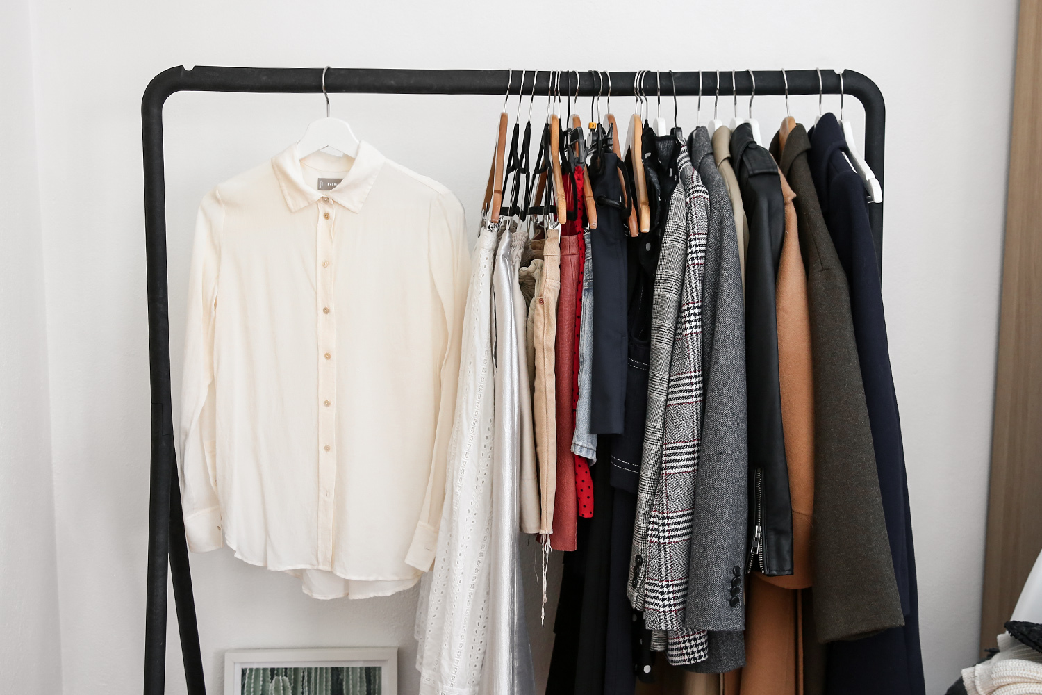 20 Ways to style a white shirt