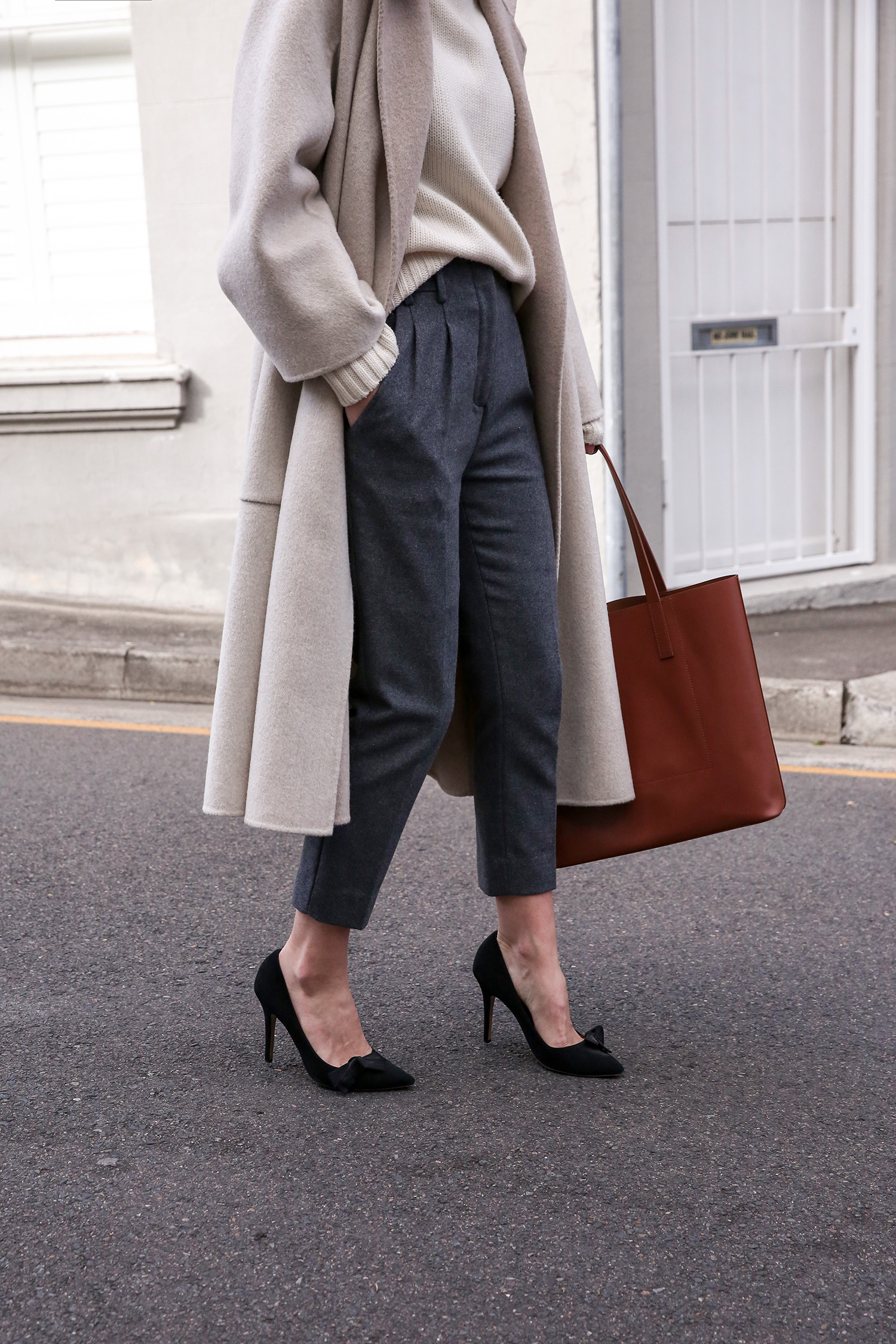 Autumn and Winter Work Wardrobe Essentials You Need in Your Closet