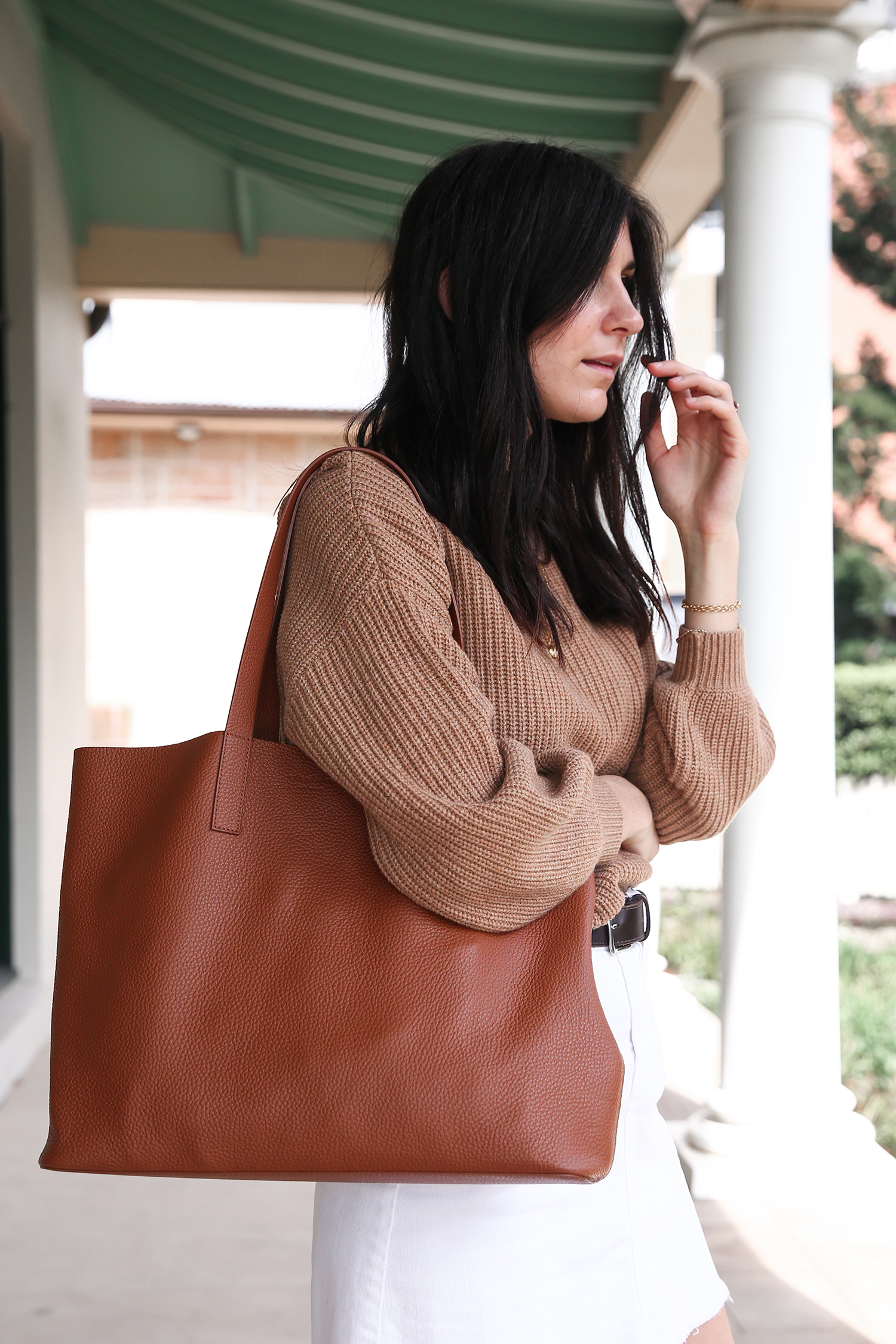 Everlane Soft Day Tote Review - Mademoiselle | Minimal Style Blog