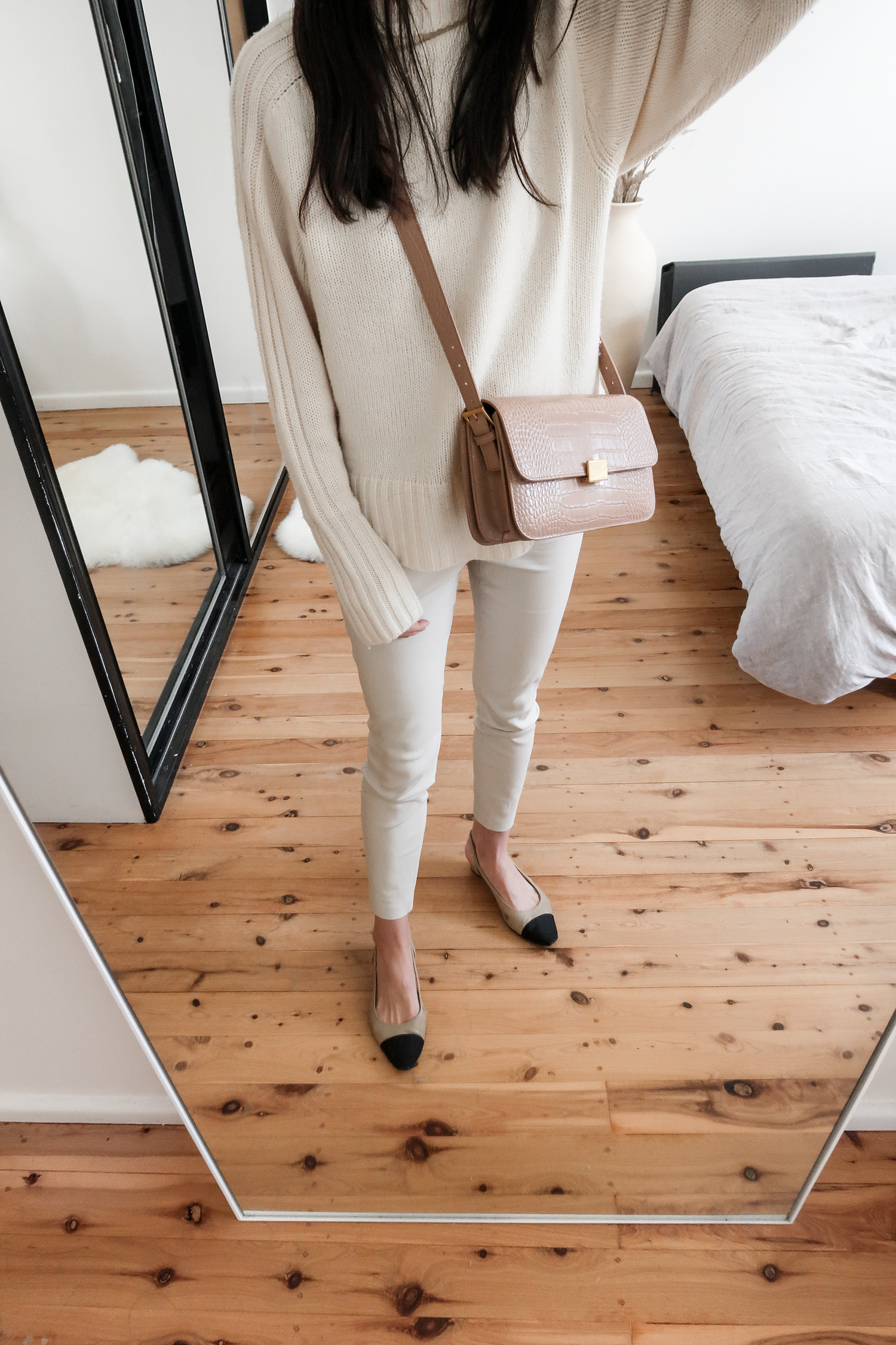 30X30 Capsule Wardrobe Neutral Outfit inspiration