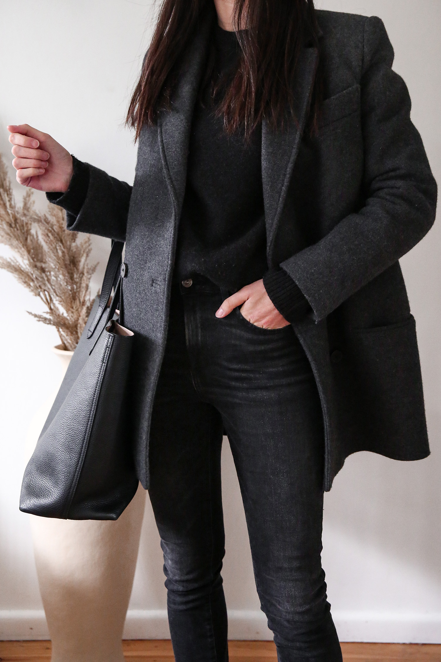 Outfit: 30X30 Capsule Day 1 - Mademoiselle | Minimal Style Blog