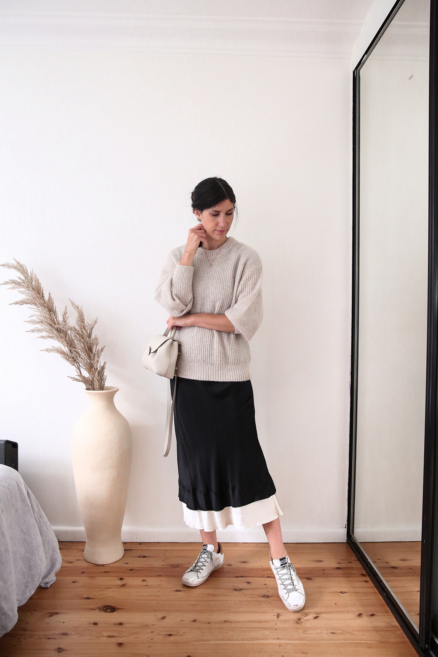 30X30 Capsule Wardrobe minimal outfit Marle Tommy Skirt