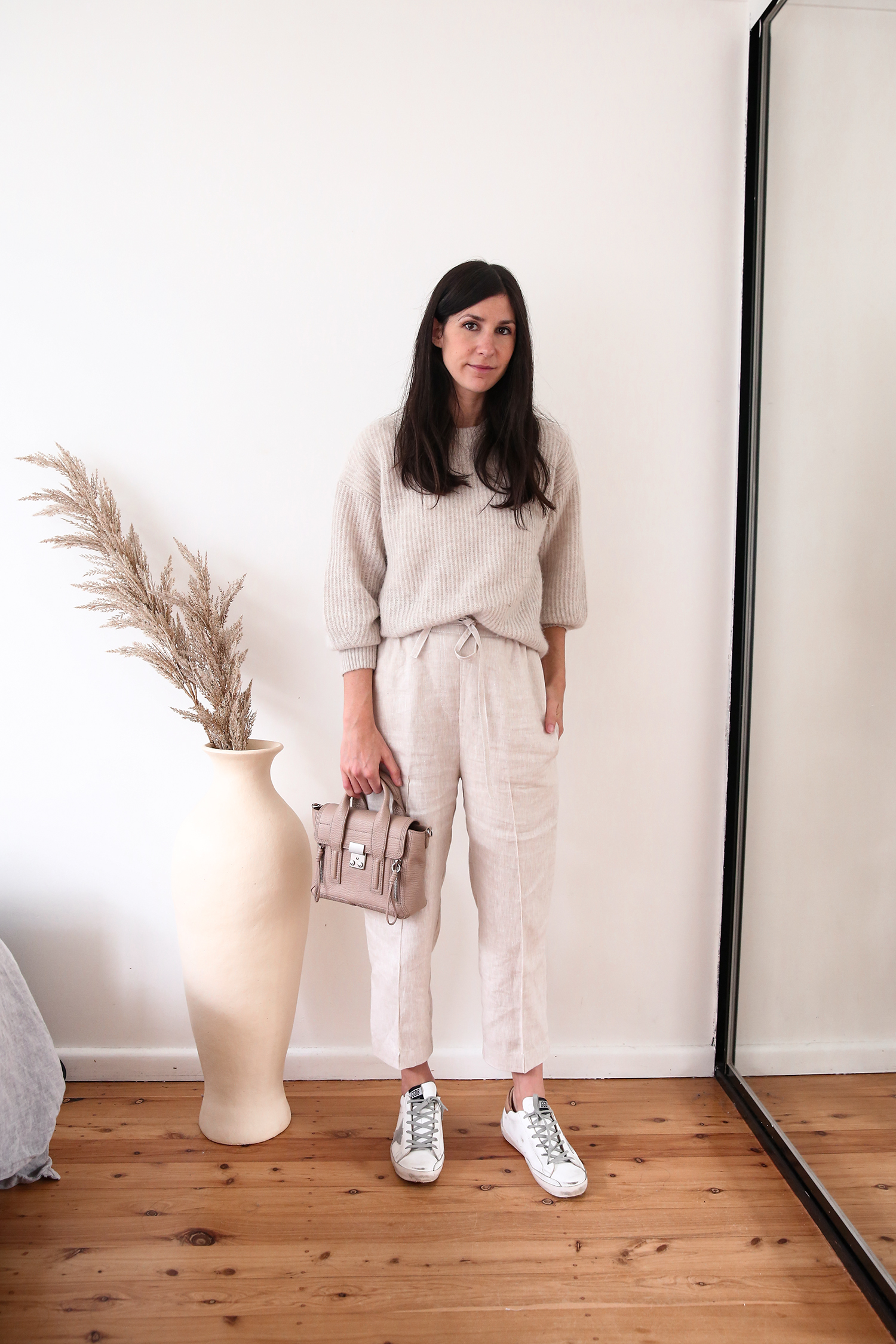 30X30 Capsule Wardrobe Minimal Neutrals Outfit