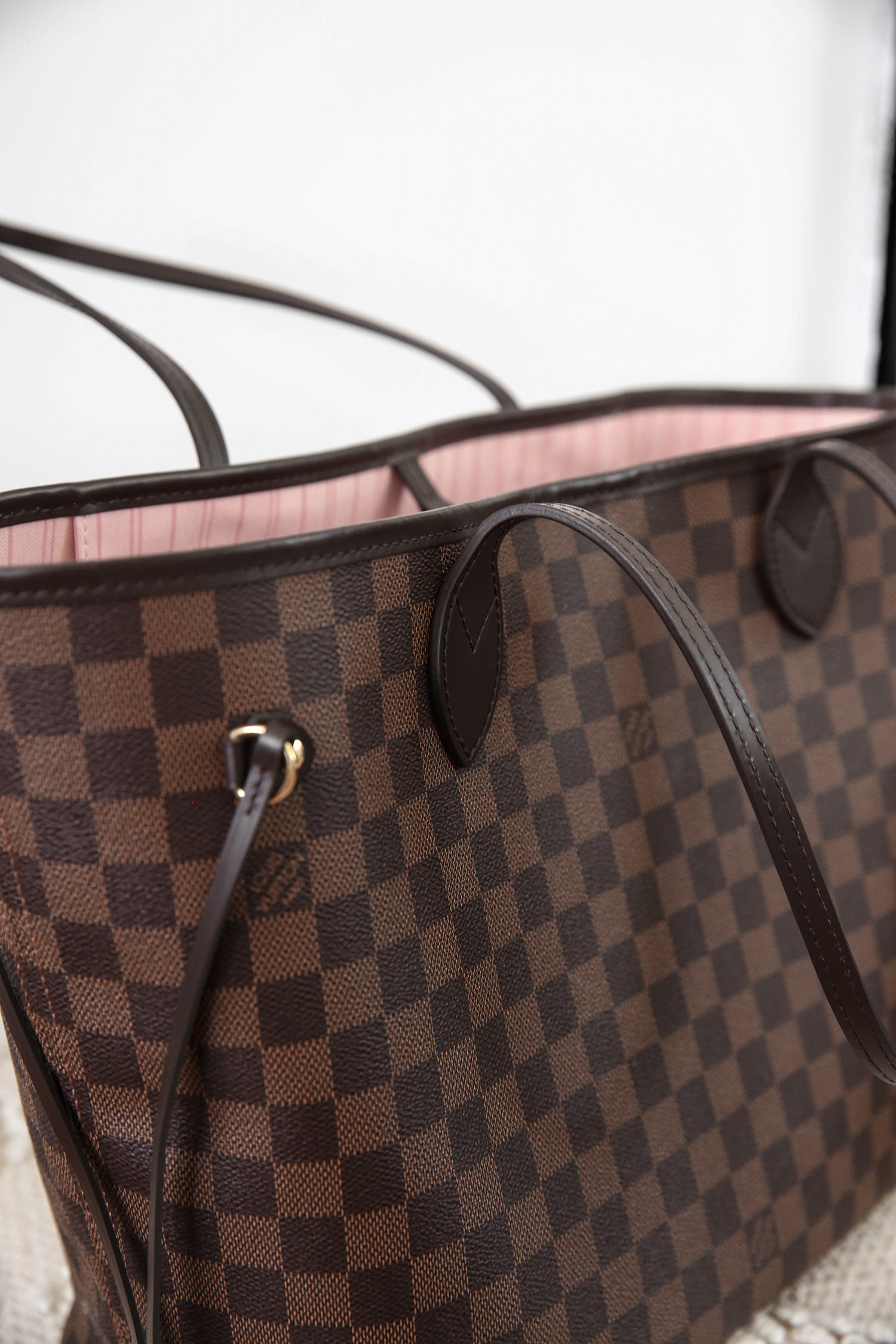 Louis Vuitton Neverfull GM Review - Curls and Contours