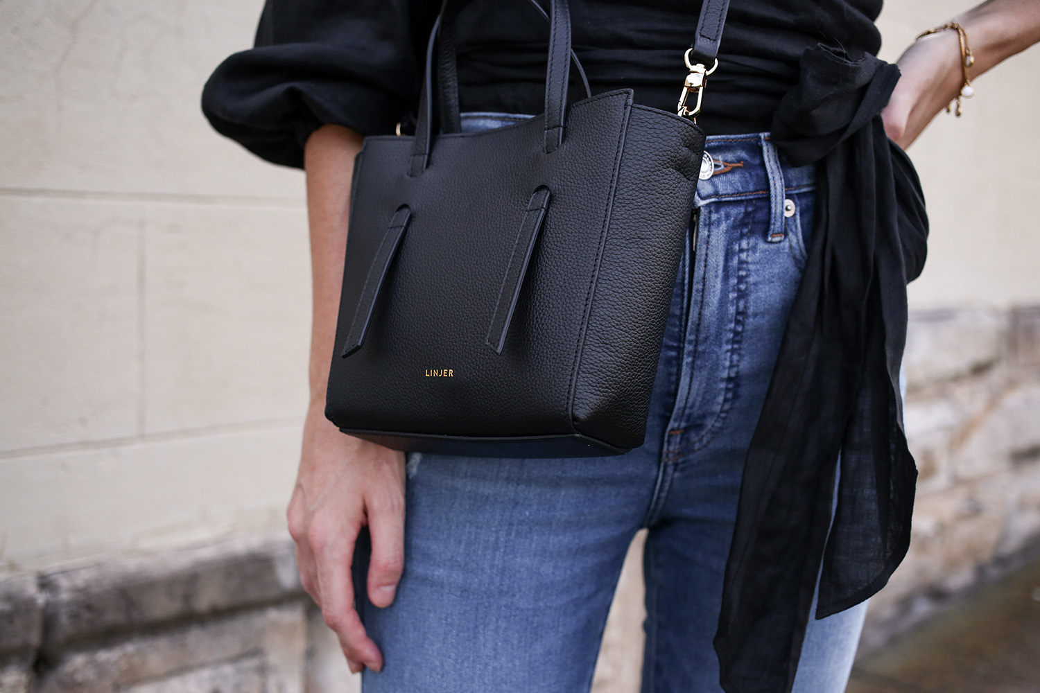 Linjer Lana Bag Review + What Fits Inside | Mademoiselle | A Minimalist ...