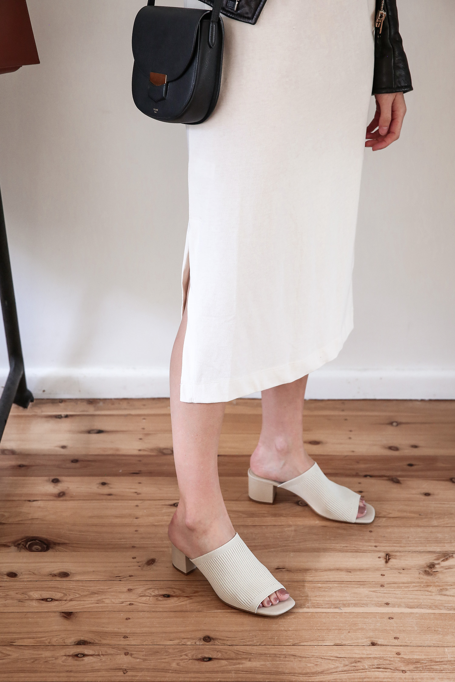 everlane midi t shirt dress