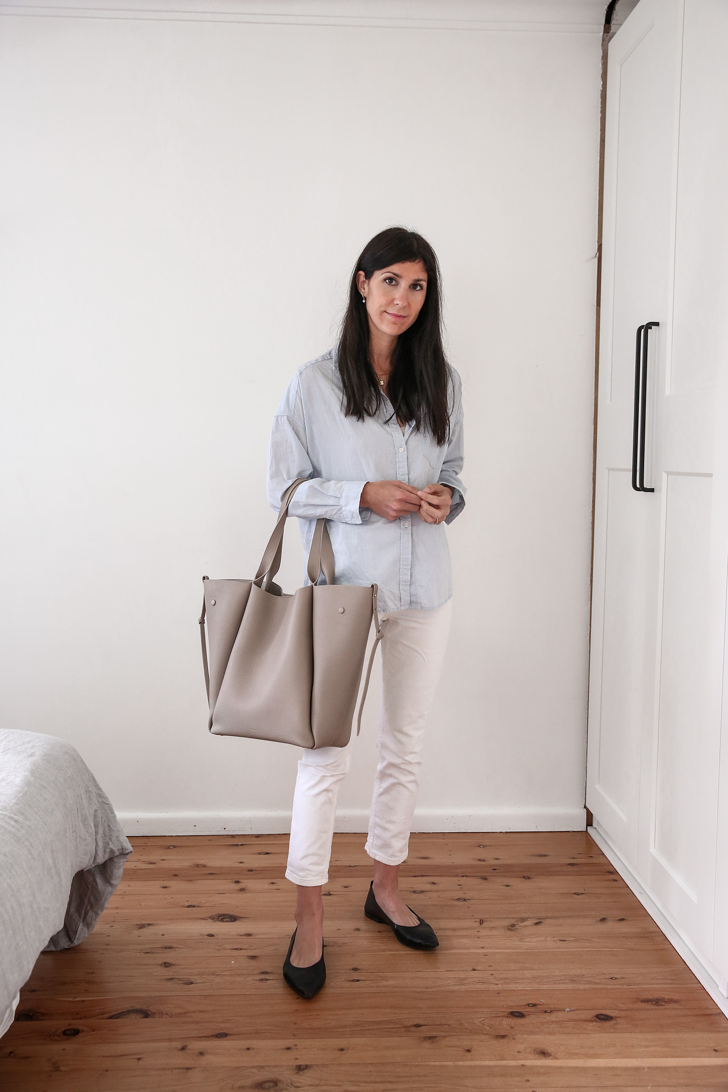 Alex Mill cotton shirt with Everlane Cheeky Straight Jeans and Polene Cabas Tote