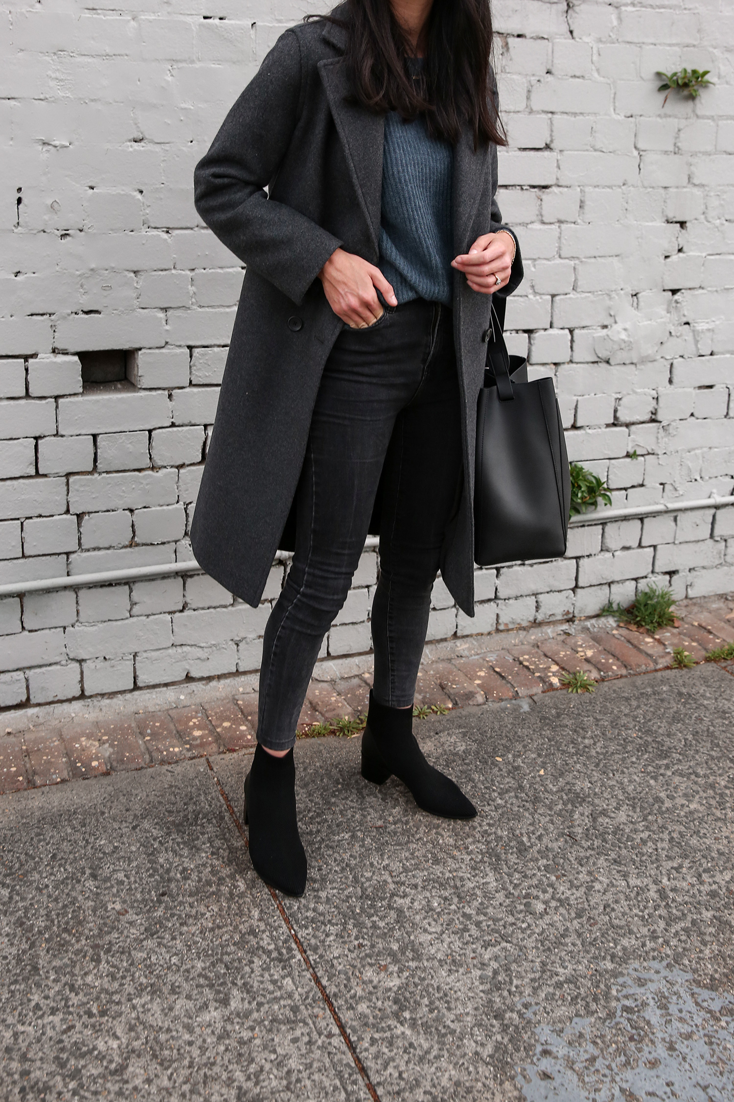 Minimal Scandi Streetstyle Fall Outfits