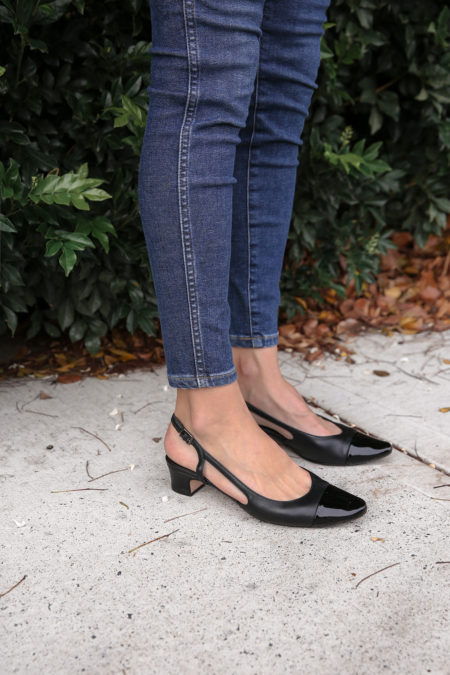 Everlane Way High Jean Review - Mademoiselle | Minimal Style Blog