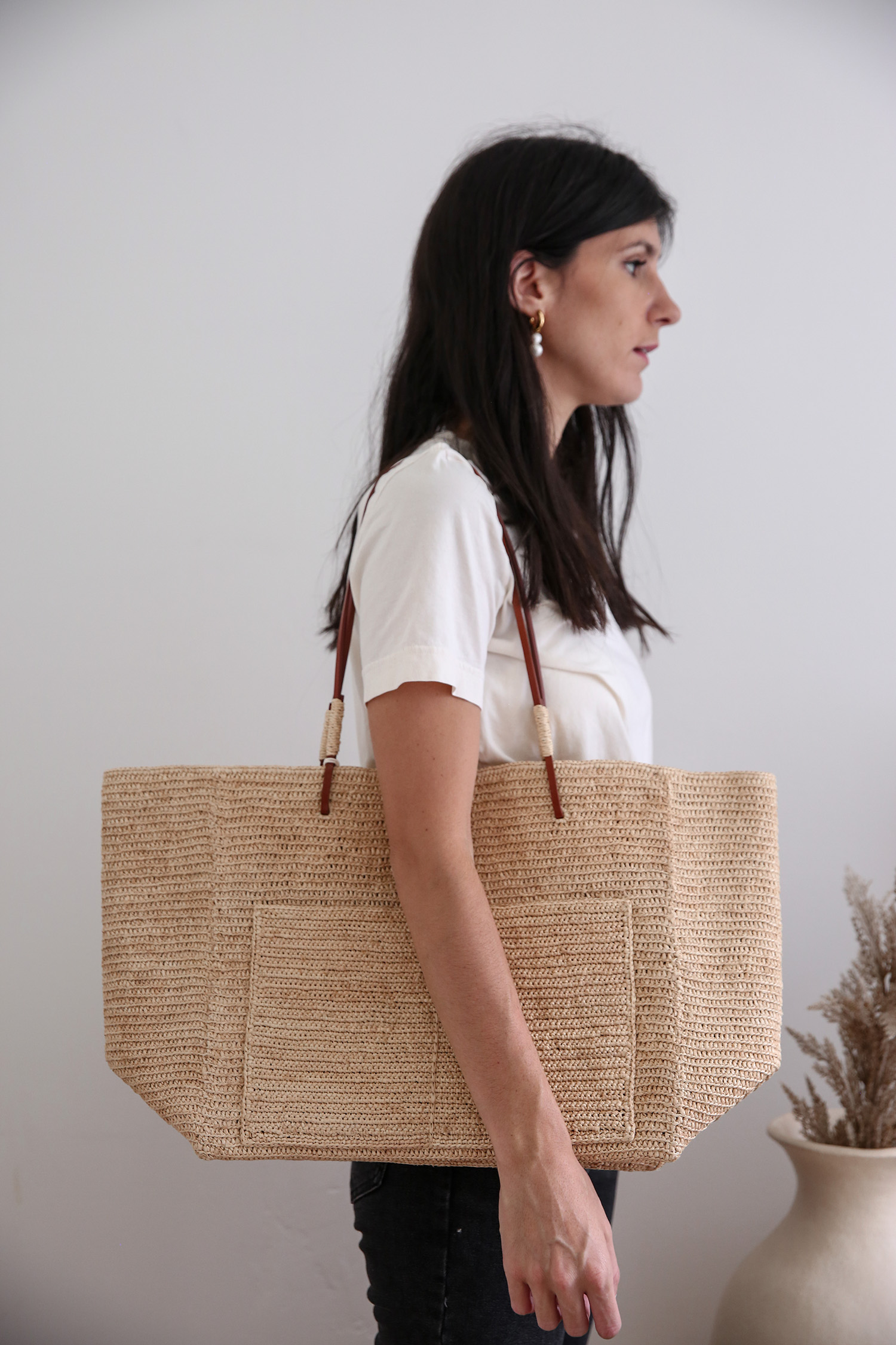 Raffia straw bag for summer