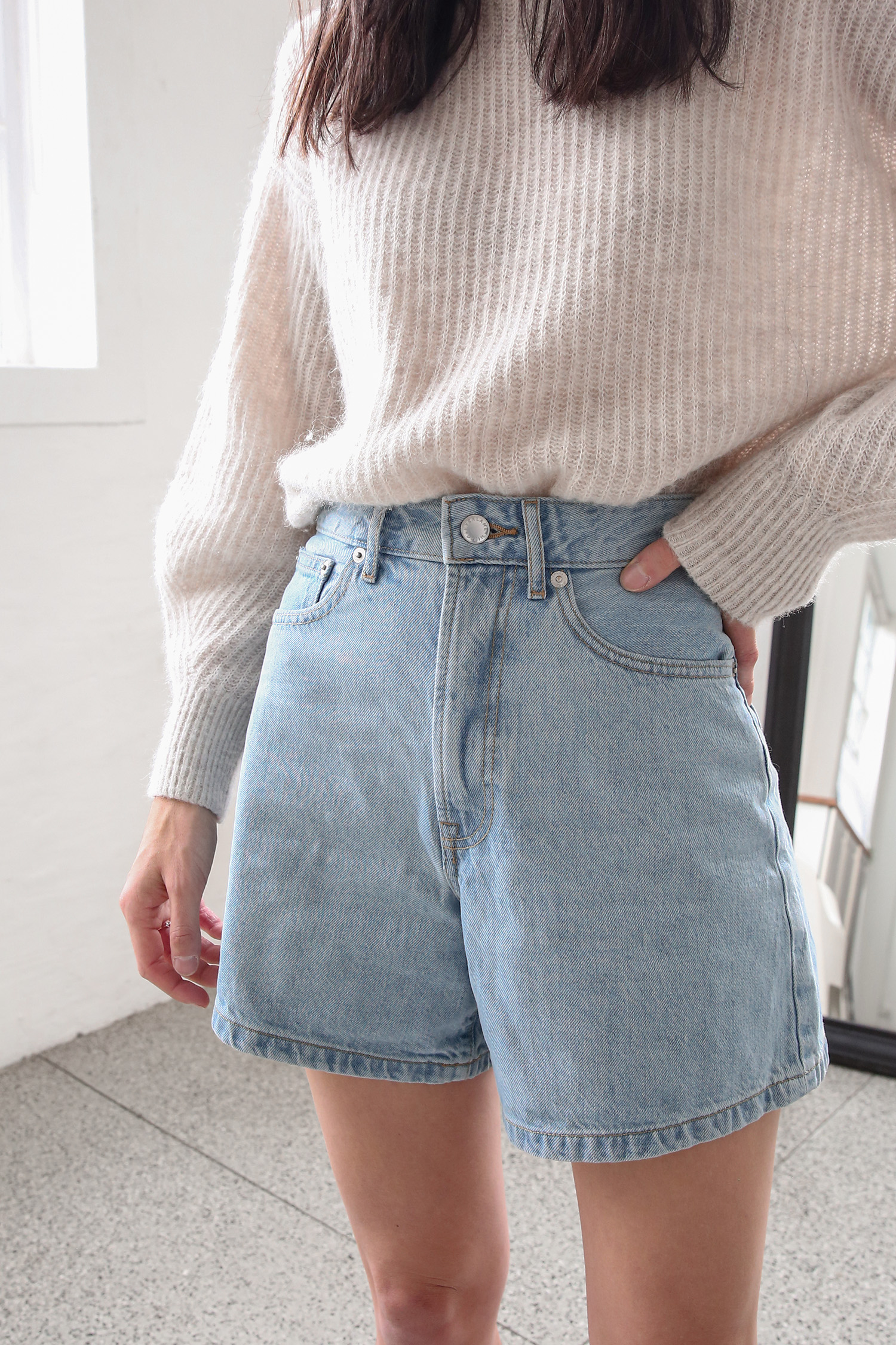 Everlane a line denim shorts