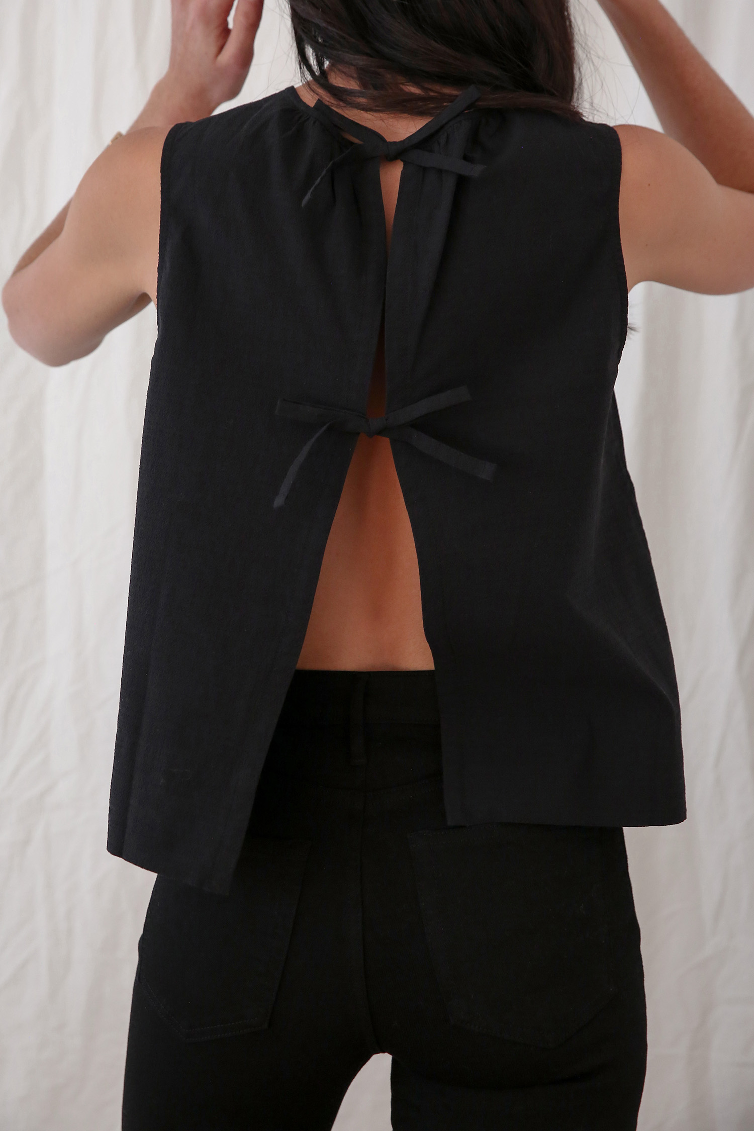 Everlane Tie Back Linen Top Review