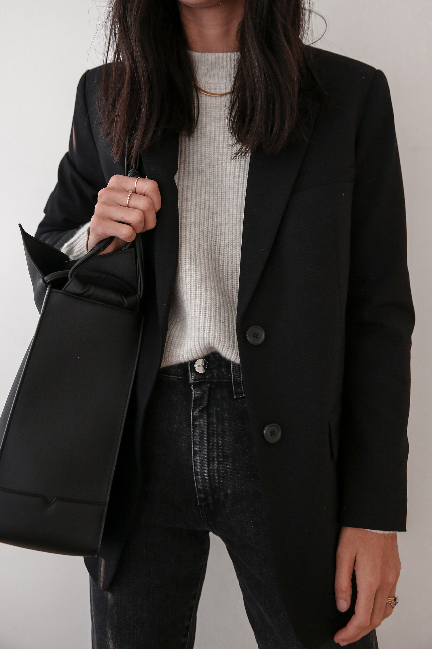 Everlane wool blazer minimal style