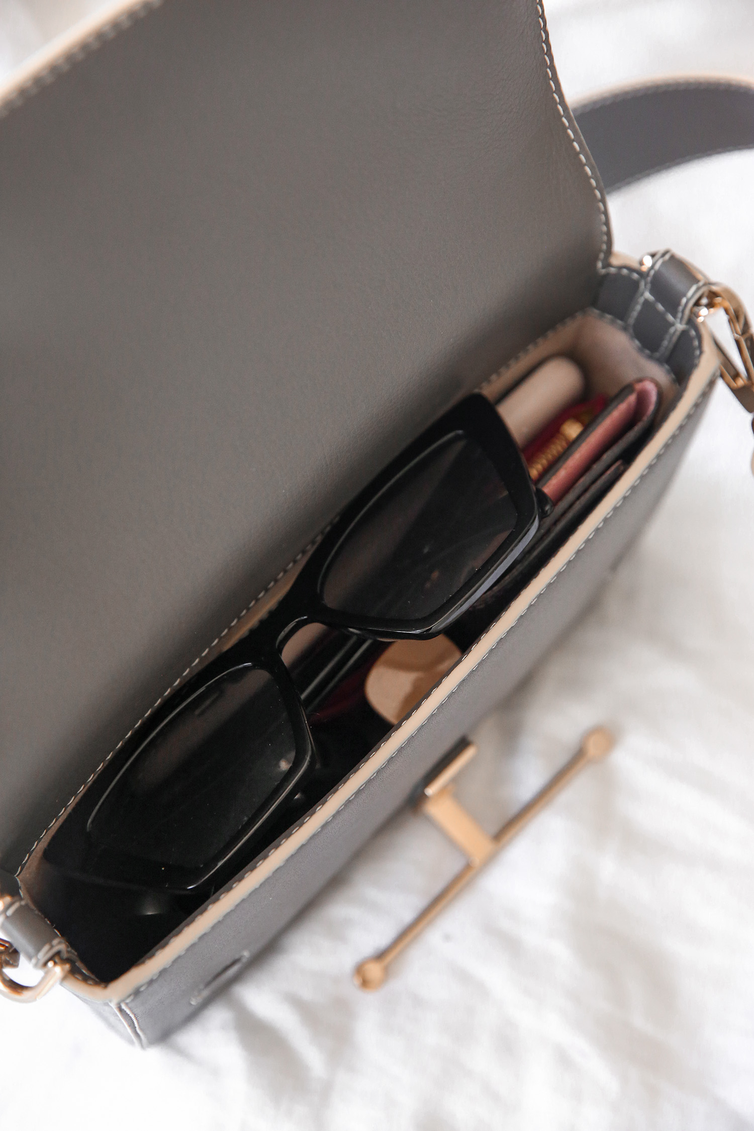 What fits inside the Strathberry Melville Baguette