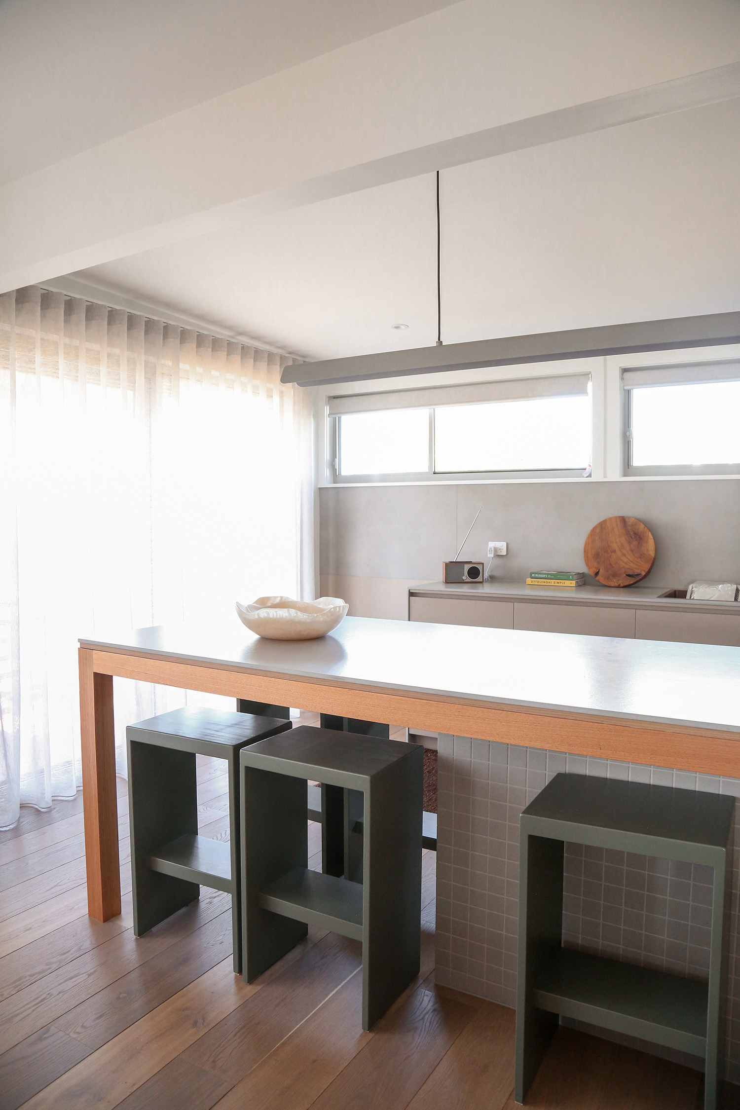 Coastal chic kitchen with green accents