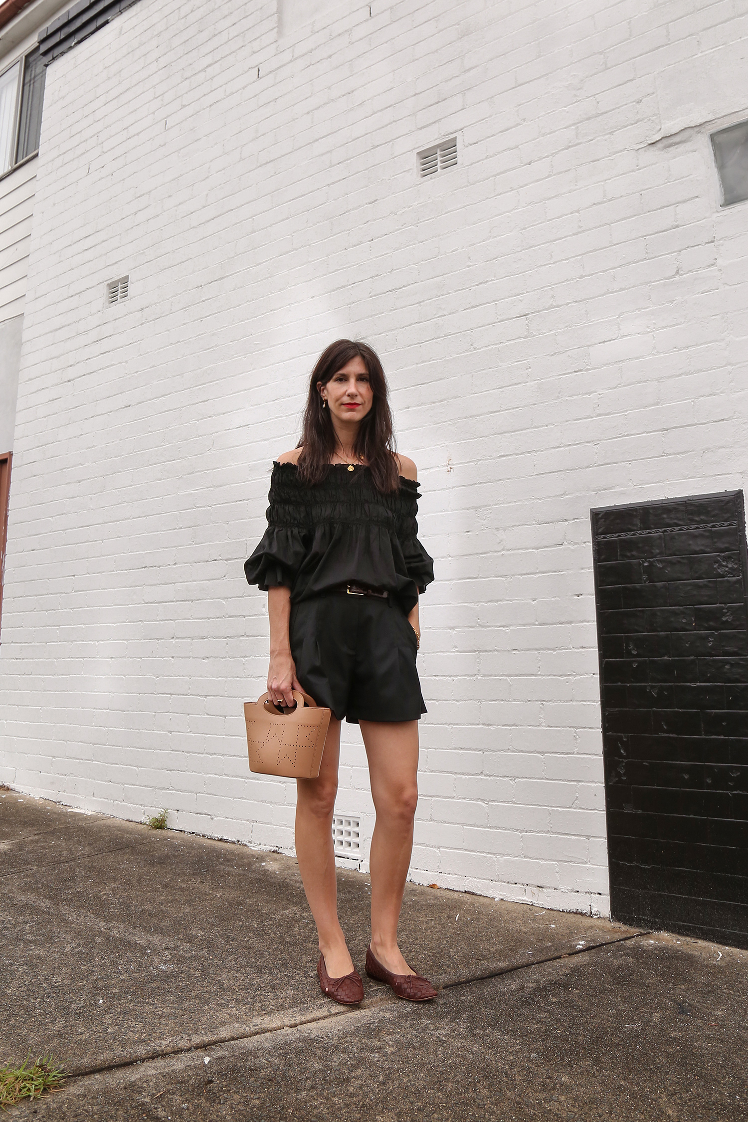 All black outfit minimalist style