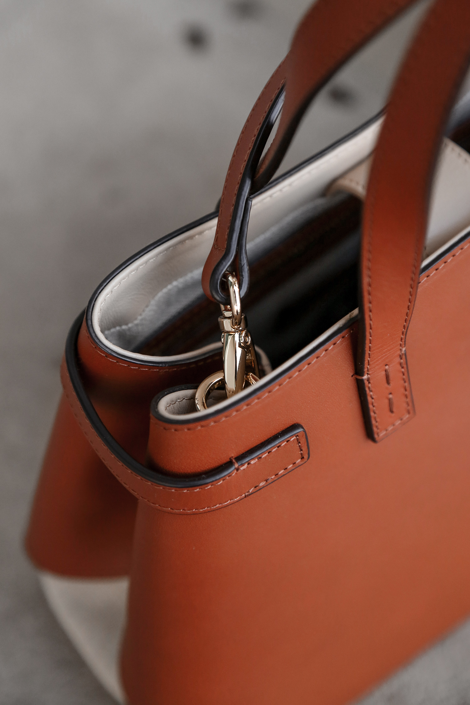 What Fits: Linjer Doctor's Bag - PurseBlog