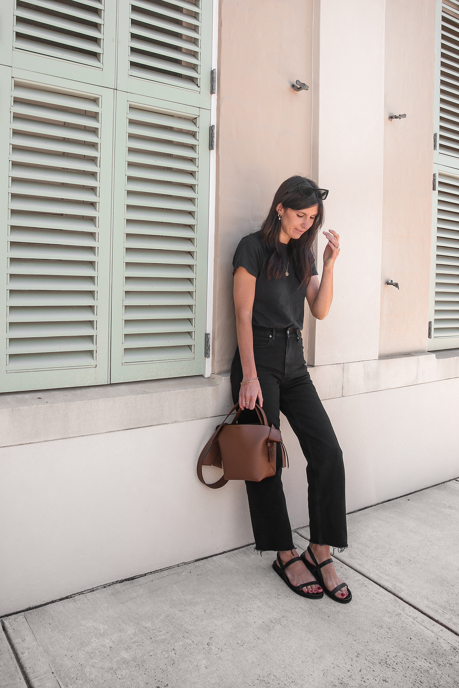 Uma Black Leather Crossbody Bag