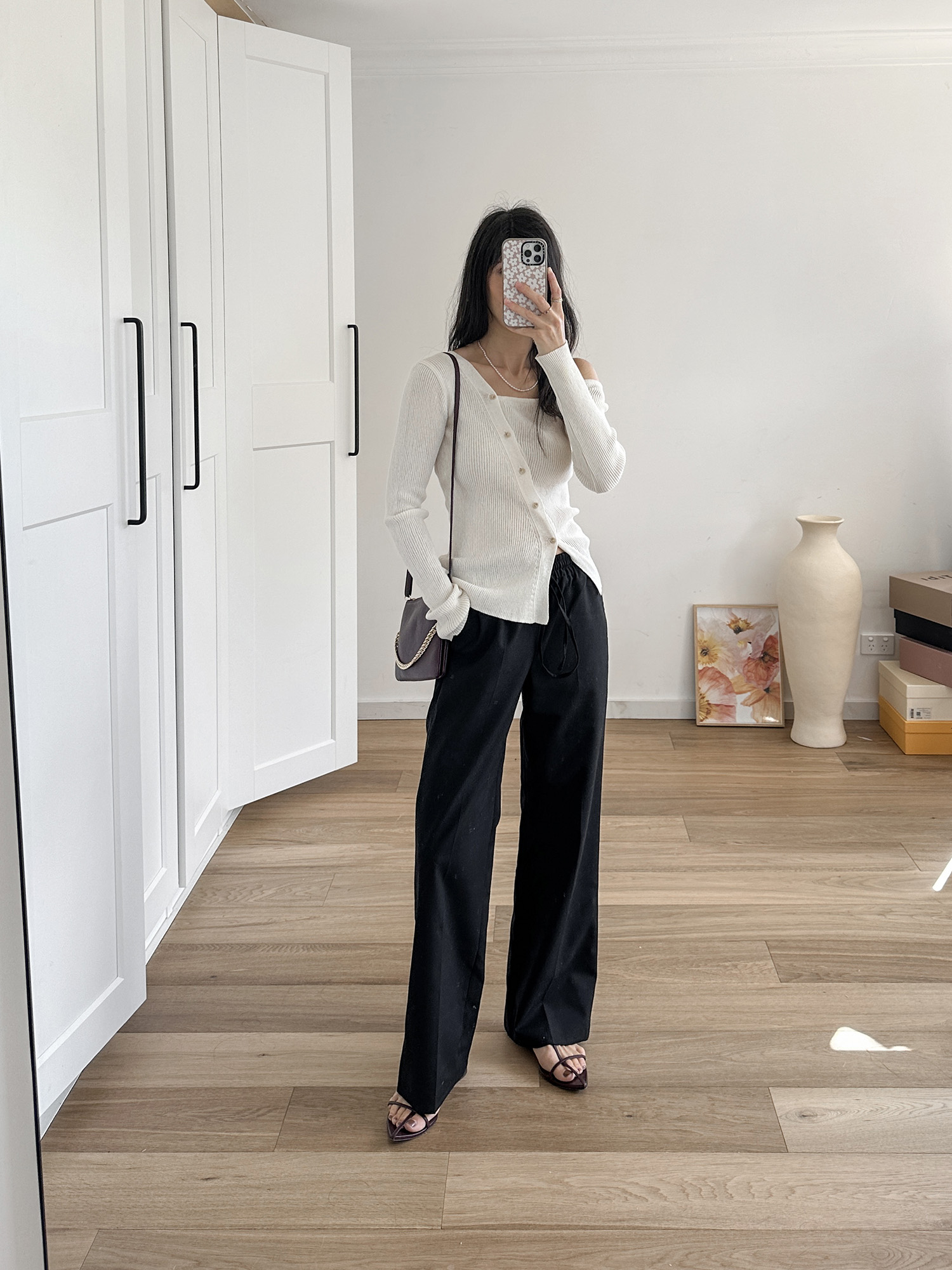 Ten ways to wear a black straight leg trouser - Mademoiselle | Minimal ...