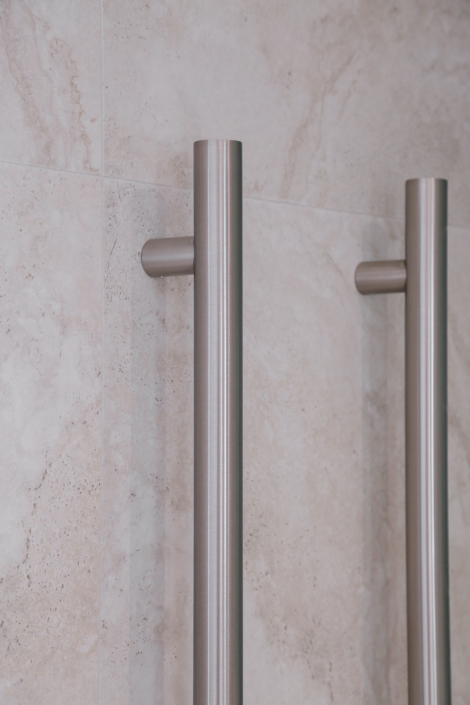 Radiant Australia vertical heated towel rail