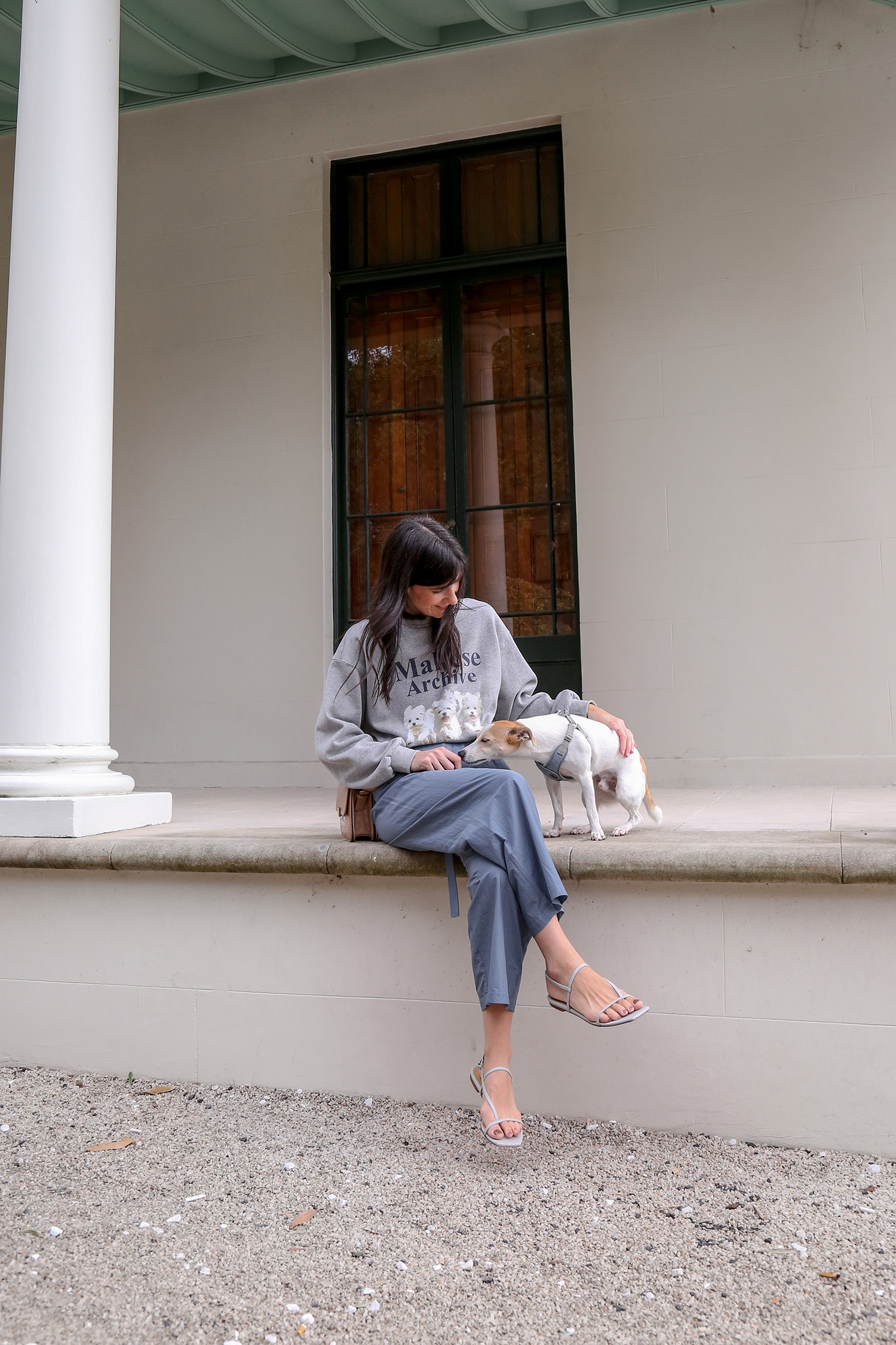 Minimal Styling spring outfit idea soft colours
