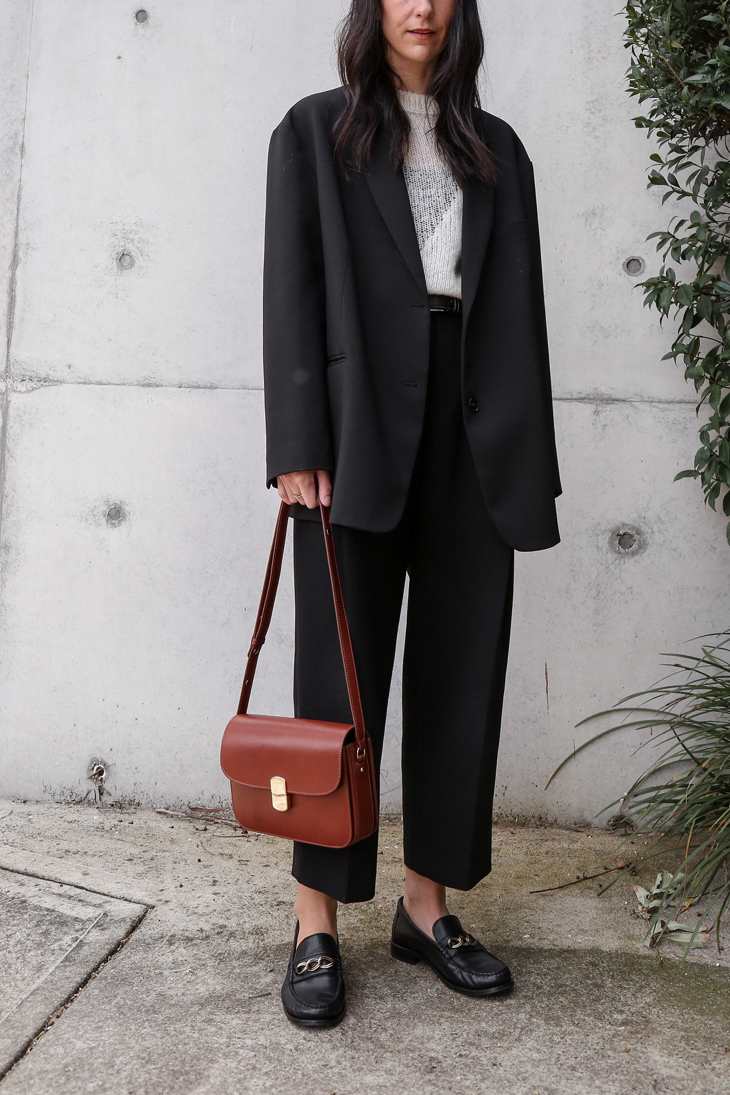 Parisian chic minimal outfit with loafers