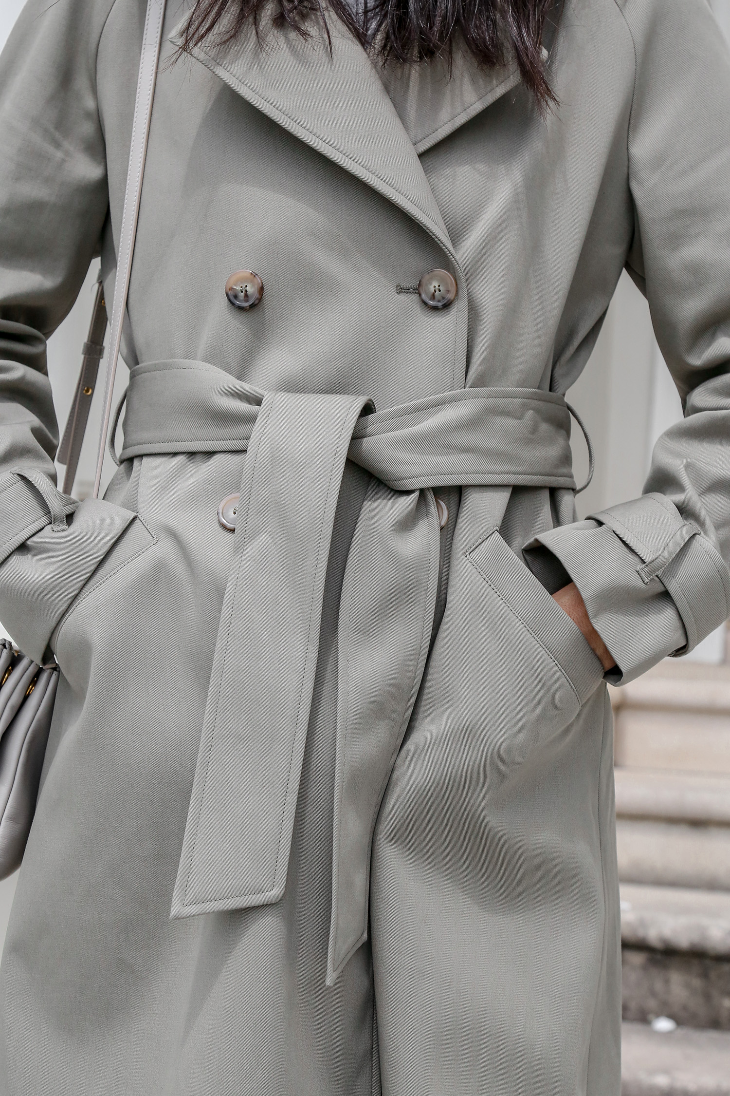 Sezane Scott Trench Coat details