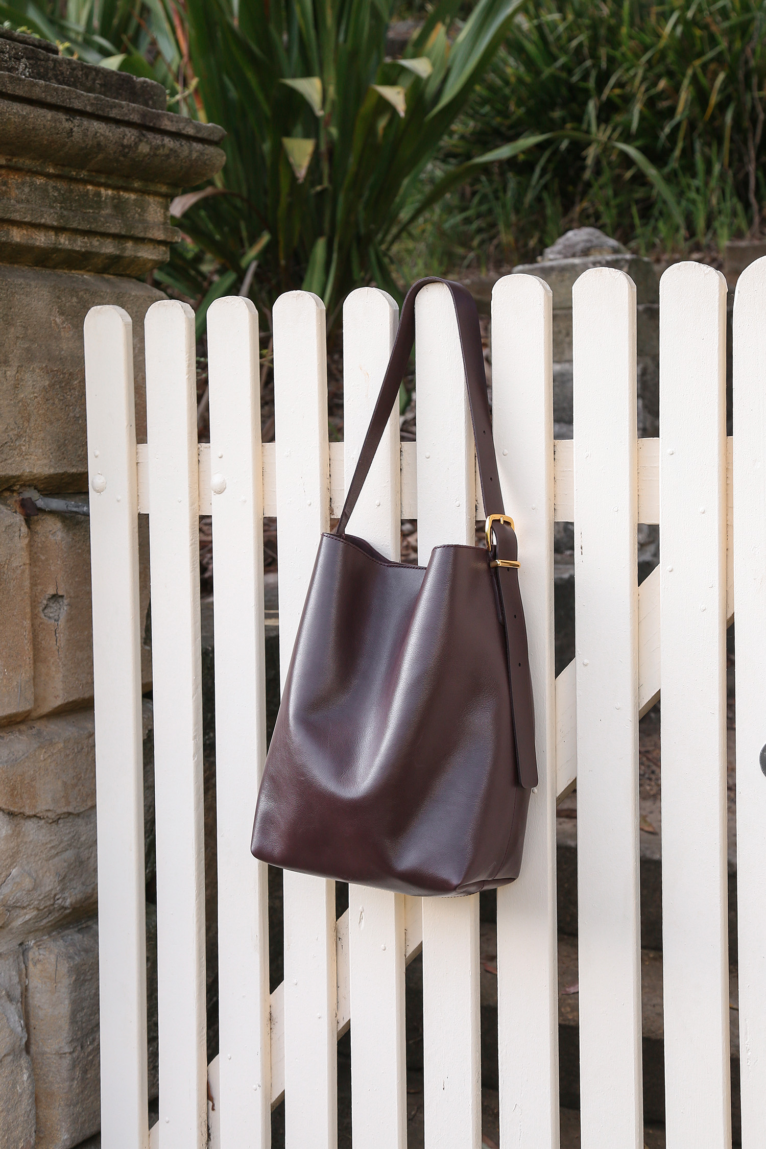 Madewell Bucket Tote Review