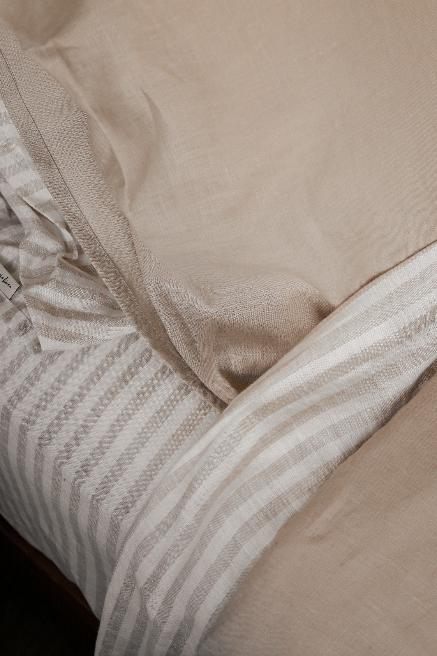Neutral toned linen bedding