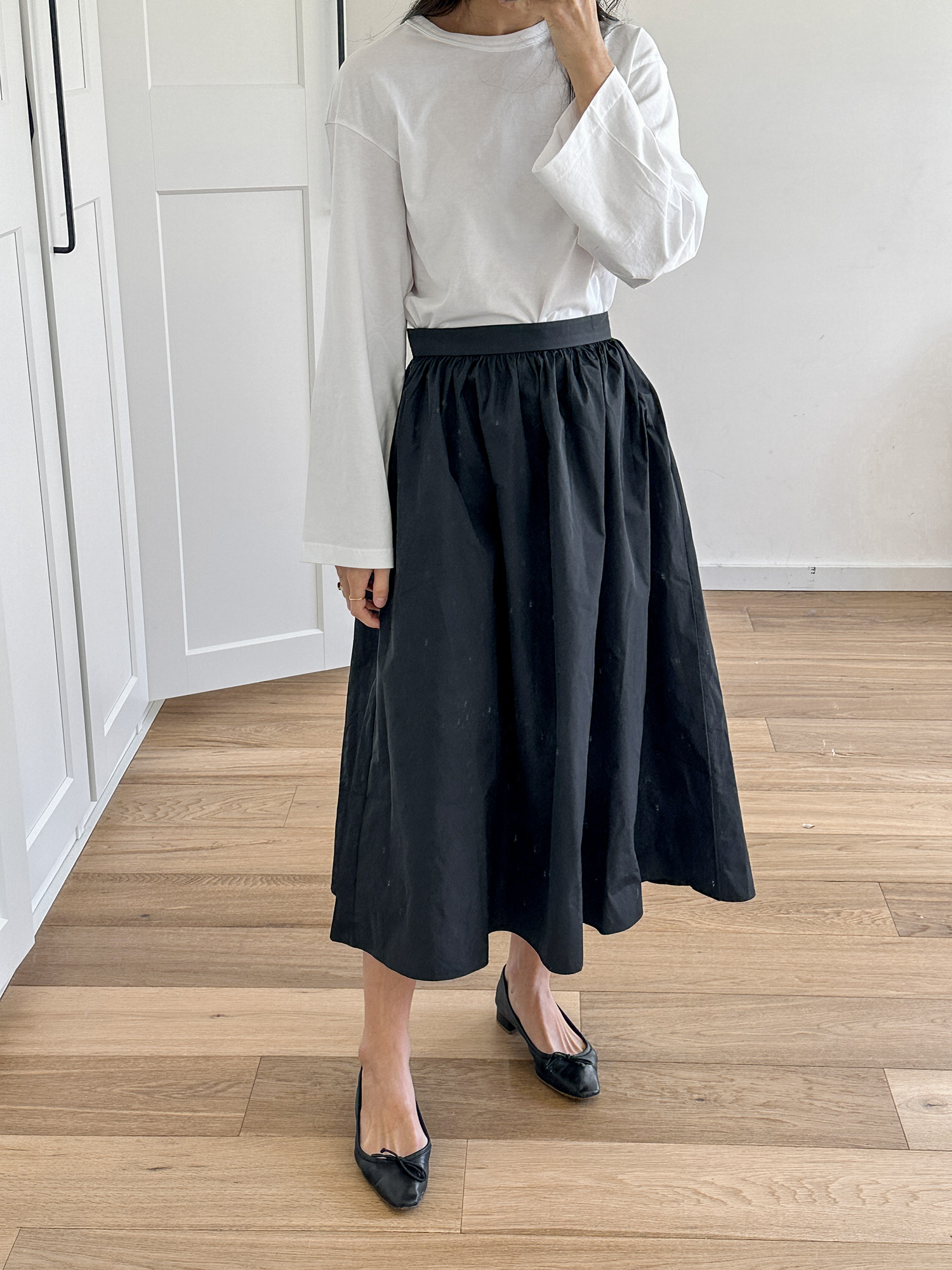 Arket Taffeta Midi Skirt review 1185336-001